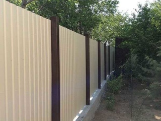 Профлист С8 0.5 мм RAL 1015 Светлая Слоновая Кость Двухсторонний 1 - в «Монолит-Металлопрокат».
