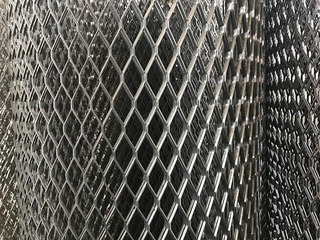 Сетка оцинкованная просечно-вытяжная ПВС-С 50х50х40 мм ГОСТ 13603-89 2 - в «Монолит-Металлопрокат».